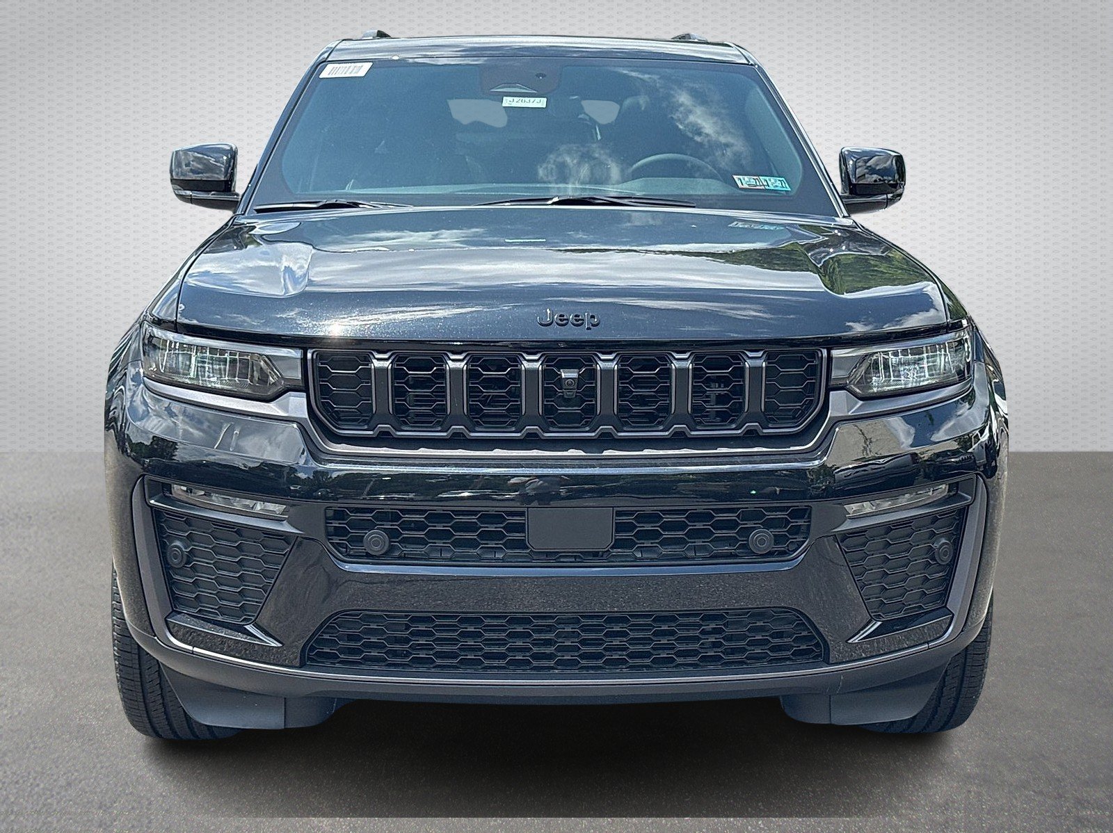 New 2026 Diamond Black Crystal Pearlcoat Jeep 85th Anniversay Edition 4x4 image 2