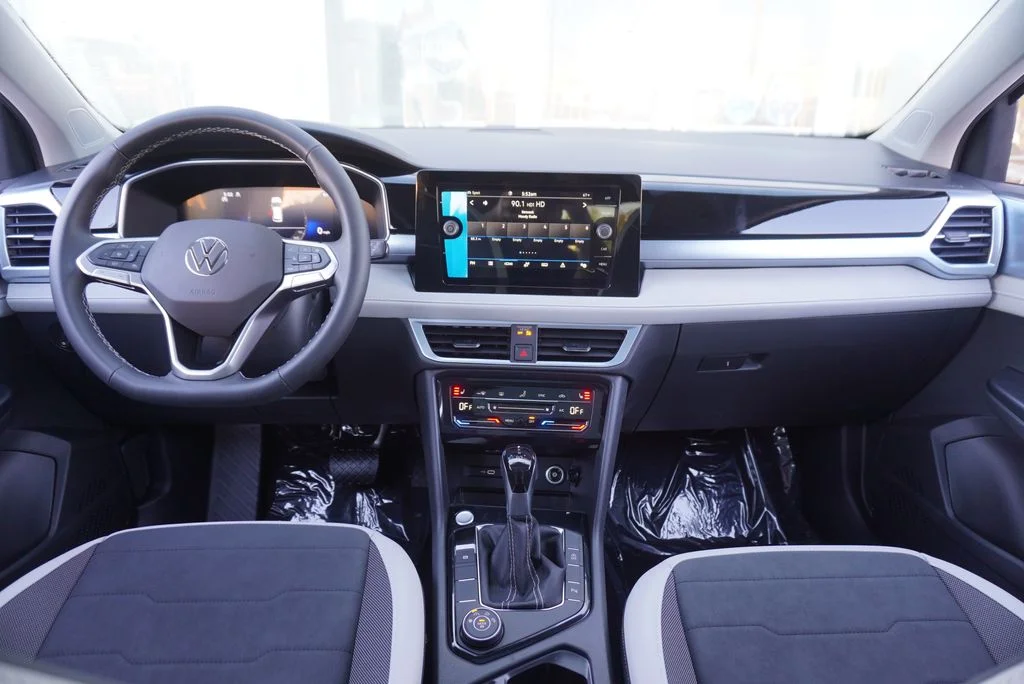 New 2026 Gray Volkswagen 1.5T SE image 14