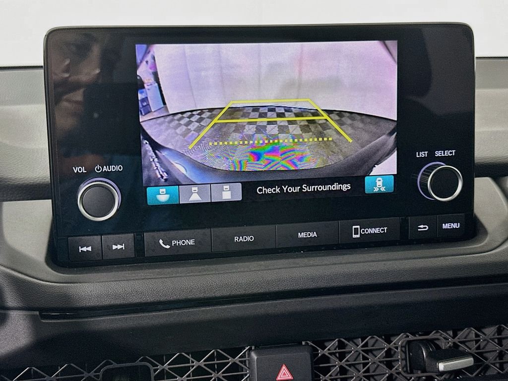 2025 Honda Accord SE - Photo 13