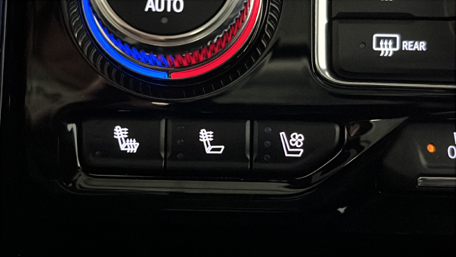 Used 2024 Sterling Metallic GMC Denali image 29