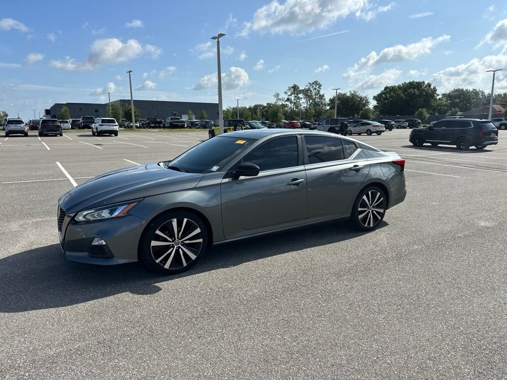 Used 2019 Gray Nissan 2.5 SR image 13