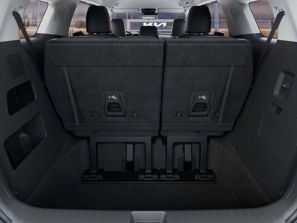 2025 Kia Carnival LXS - Photo 20