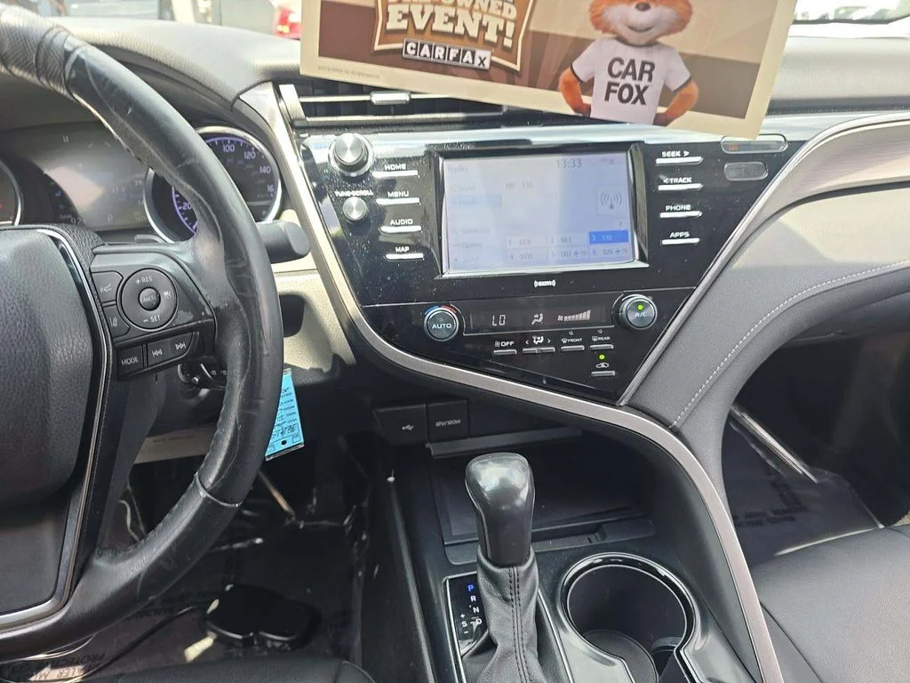 Used 2020 Silver Toyota  image 3