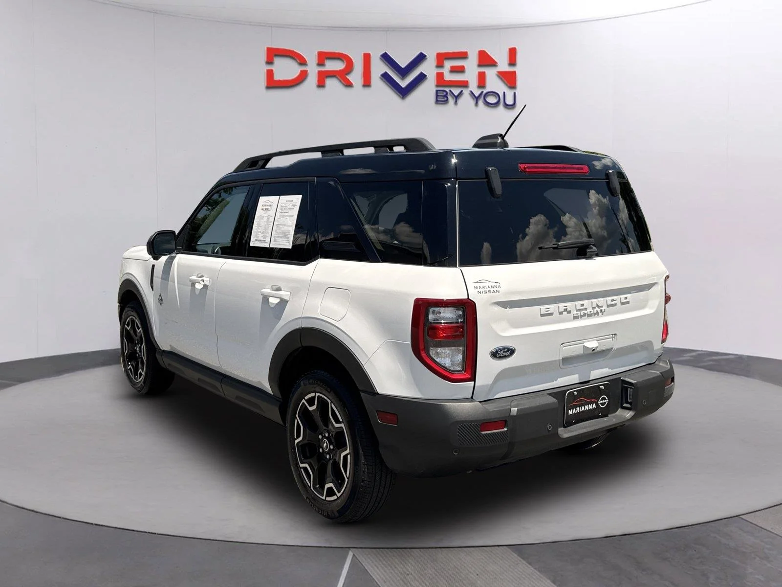 Used 2025 Oxford White Ford Outer Banks image 5
