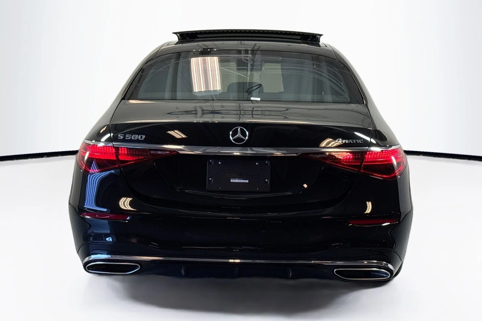 Used 2023 Obsidian Black Mercedes-Benz S 580 image 6