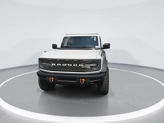 Used 2024 White Ford Badlands image 3