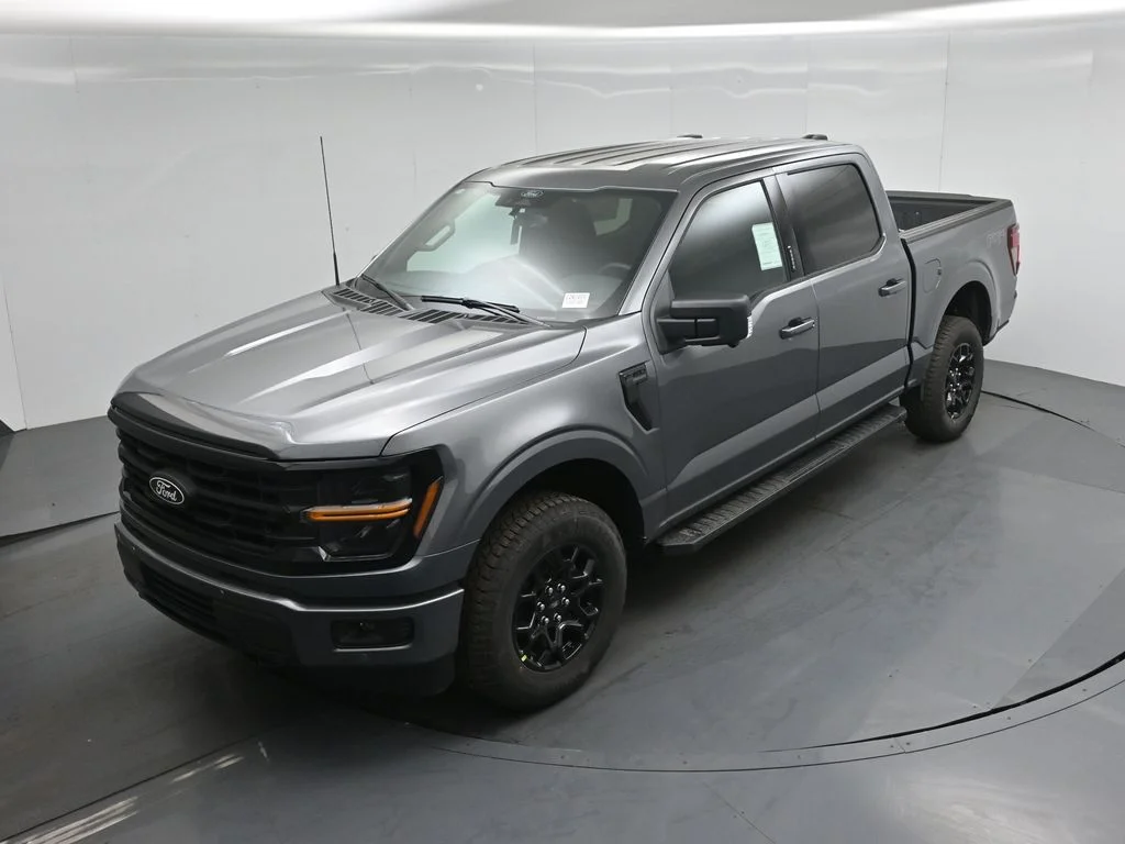 New 2026 Carbonized Gray Metallic Ford XLT image 33