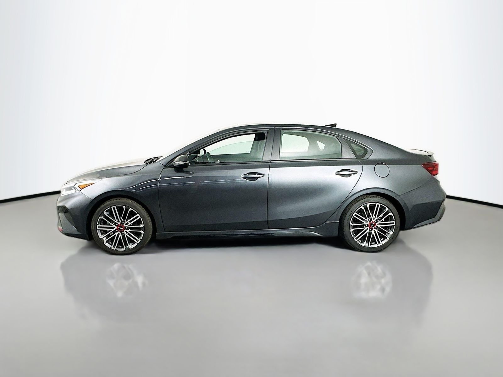 Used 2023 Gravity Gray Kia GT image 4