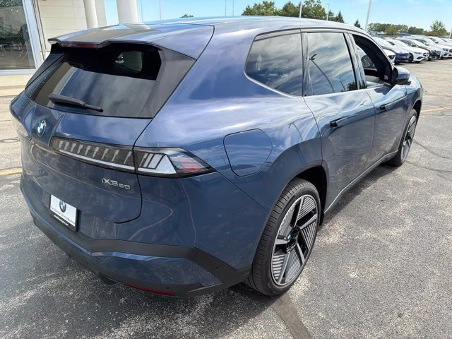 New 2027 Ocean Wave Blue Metallic BMW  image 4