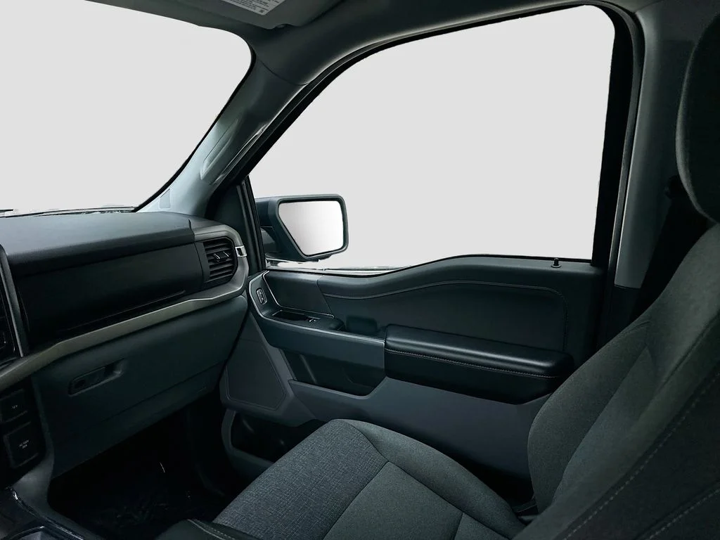Used 2024 Black Ford XLT image 23