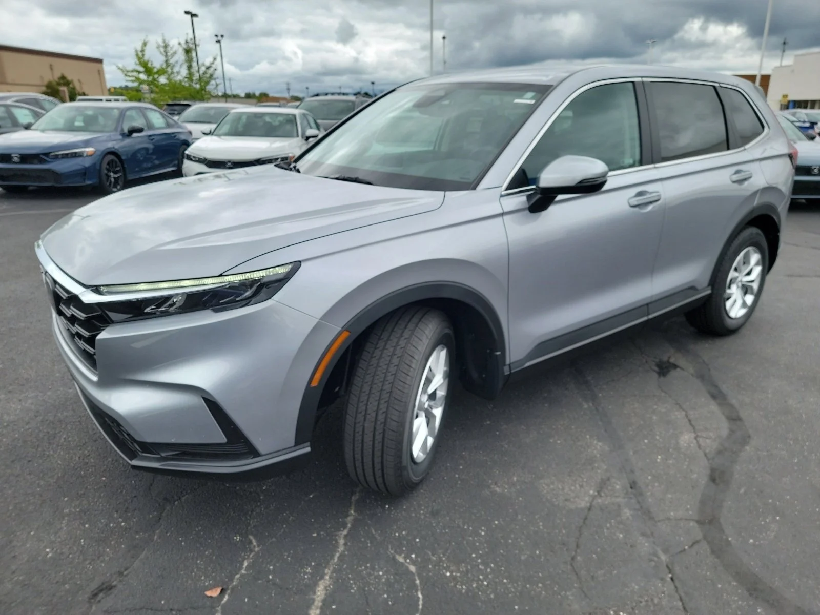 New 2026 Solar Silver Metallic Honda LX image 3