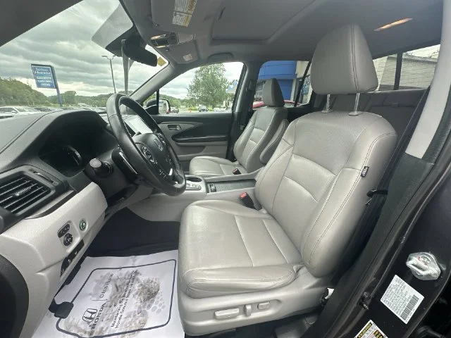 Used 2022 Gray Honda RTL-E image 16