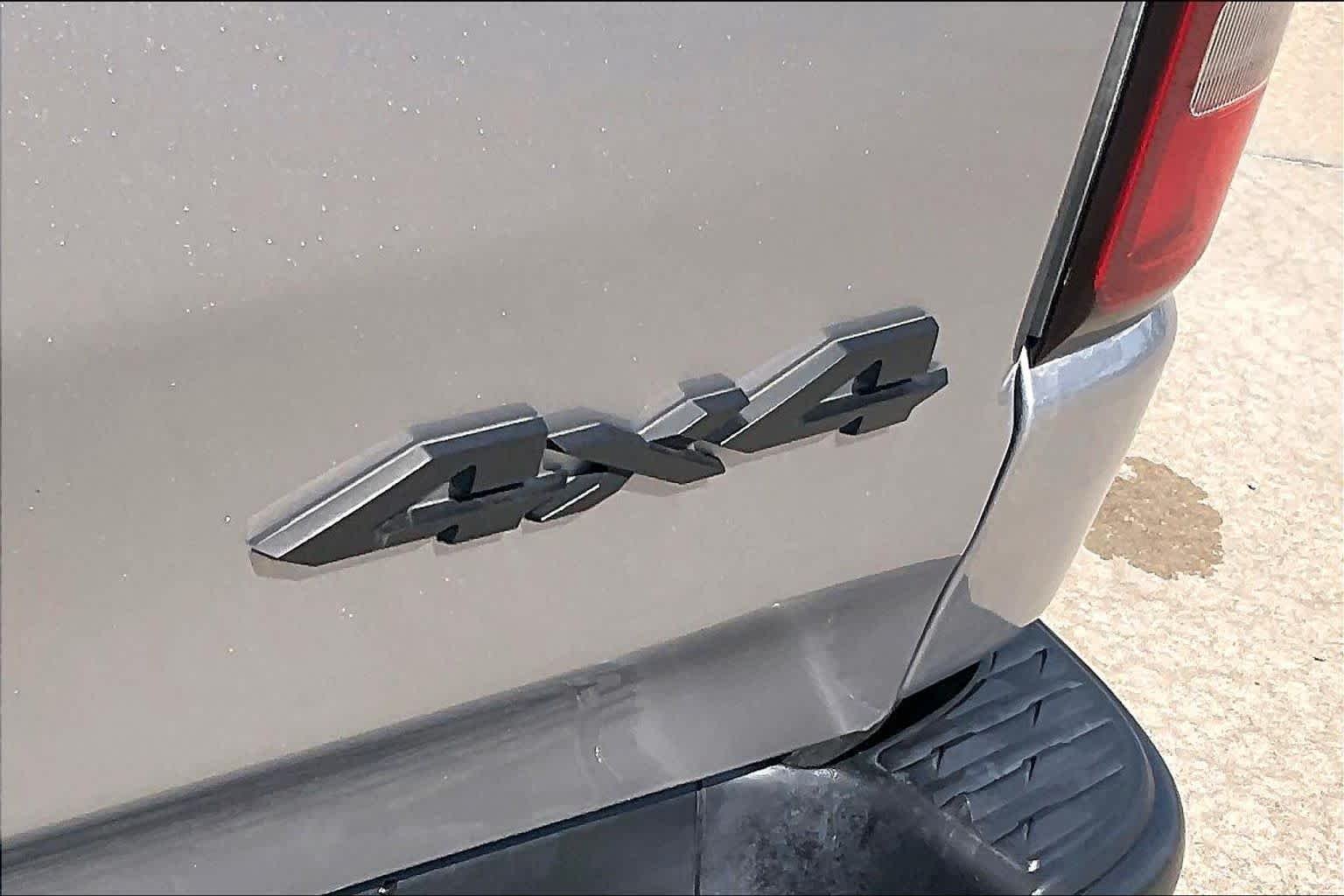 Used 2024 Billet Silver Metallic Clearcoat Ram Big Horn image 10