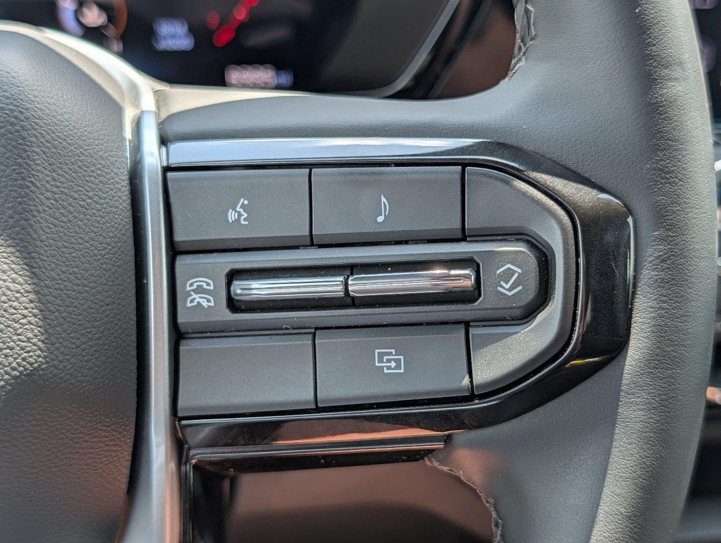 Used 2024 Sterling Gray Metallic Chevrolet 2WD LT image 27