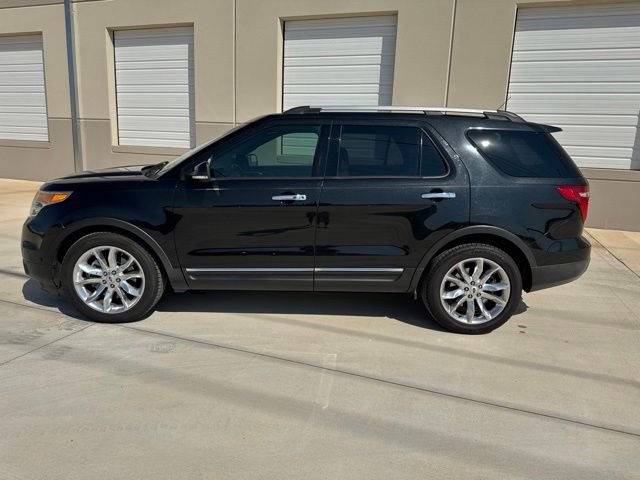 Used 2014 Black Ford Limited image 7