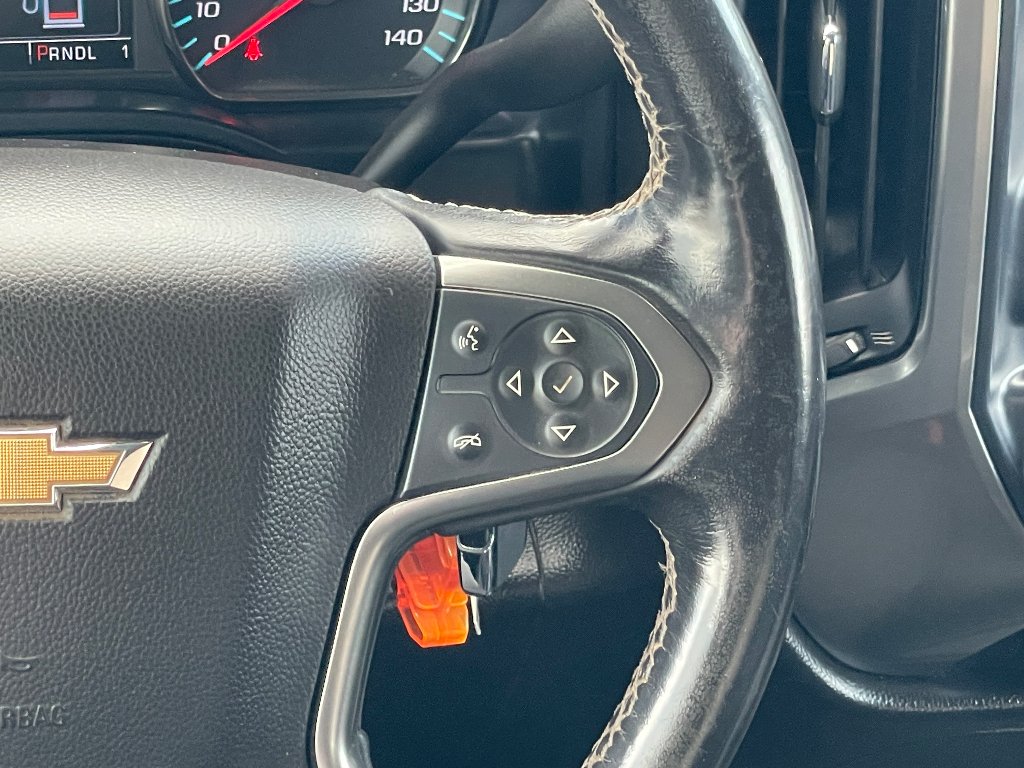 Used 2019 Summit White Chevrolet LT image 7