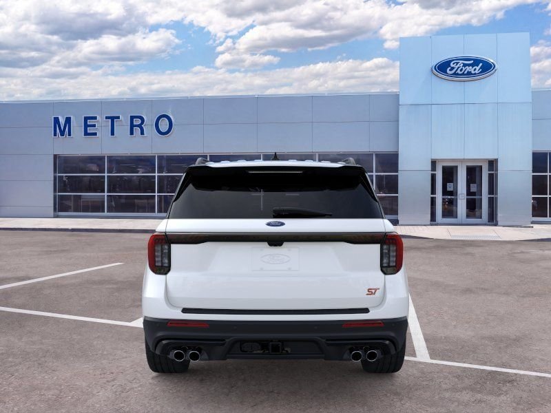 2026 Ford Explorer ST - Photo 6
