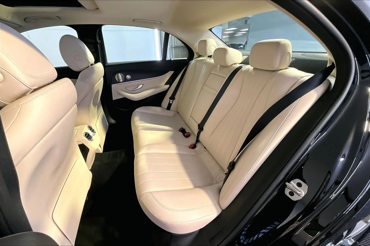 Used 2021 Black Mercedes-Benz E 350 image 37