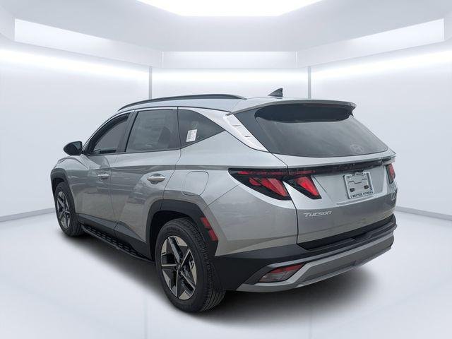 New 2026 Silver Hyundai SEL FWD image 5