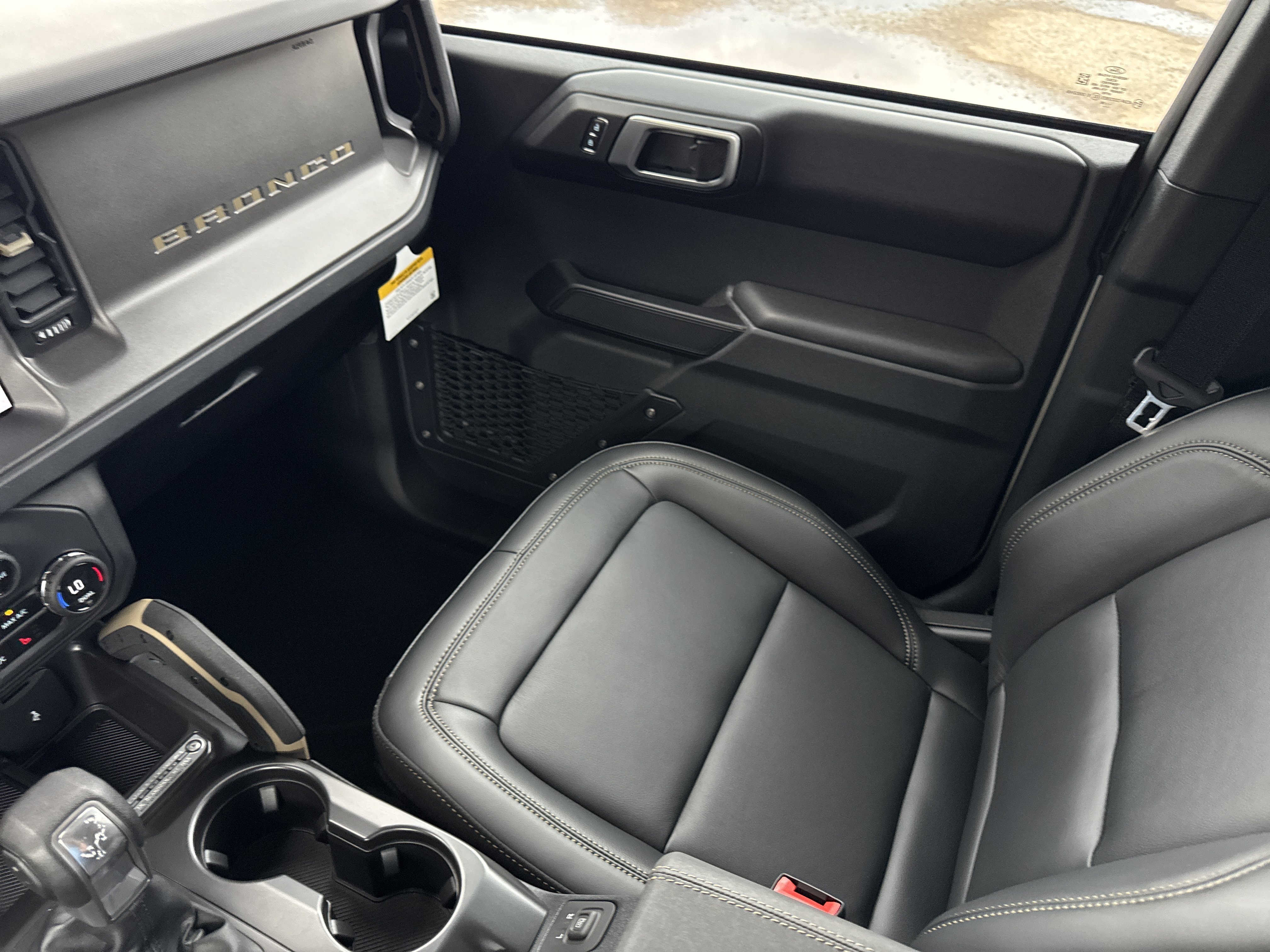 New 2026 Desert Sand Ford Badlands® image 37