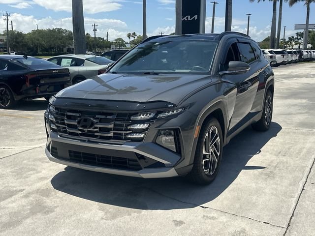 Used 2025 Gray Hyundai Limited image 3