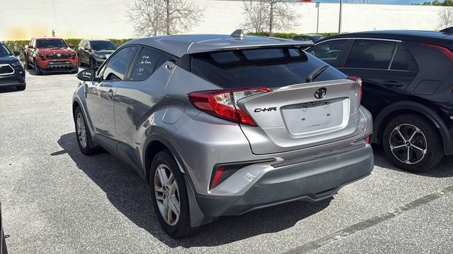 Used 2020 Silver Toyota LE image 4