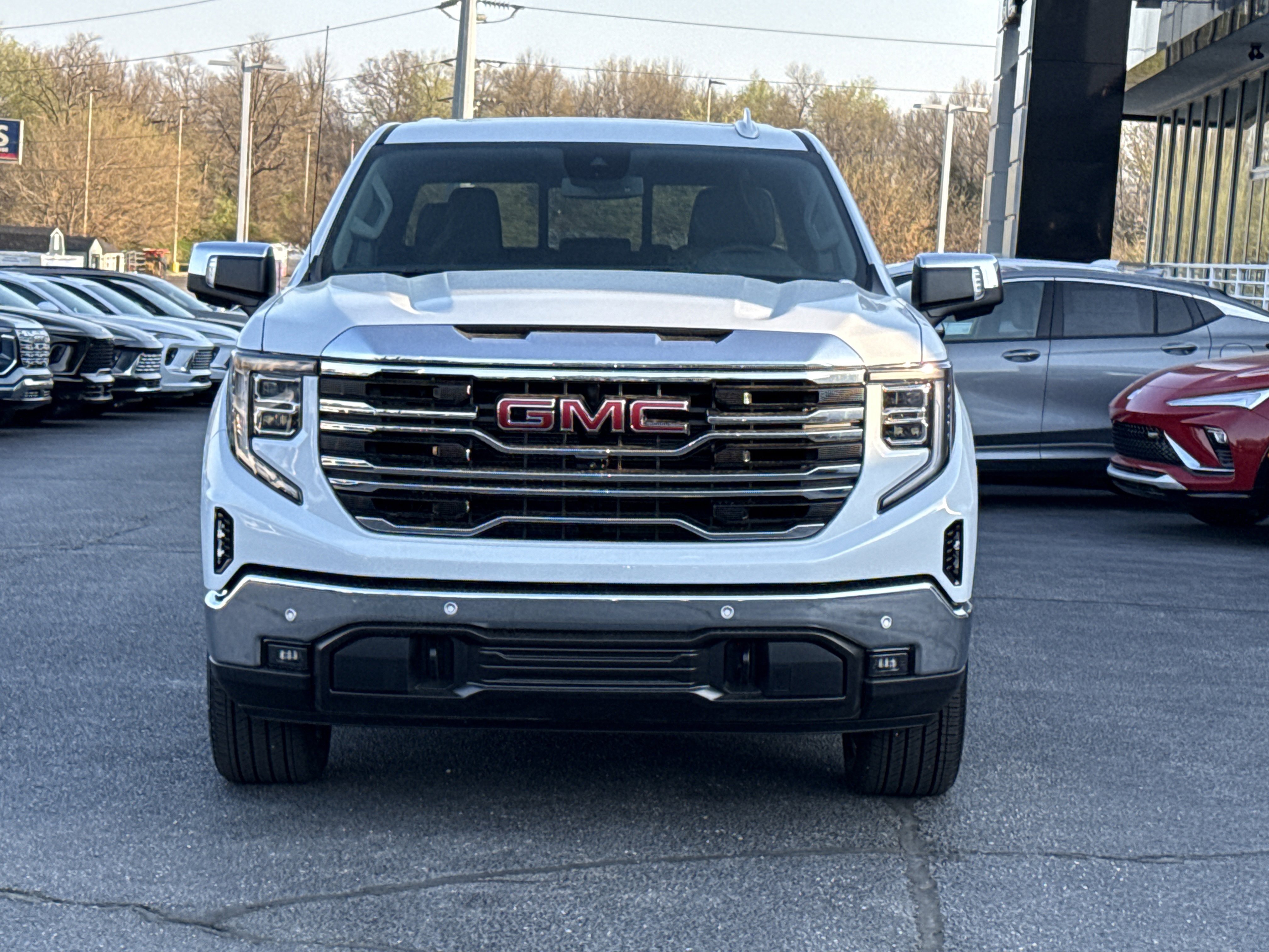 2026 GMC Sierra 1500 SLT - Photo 14