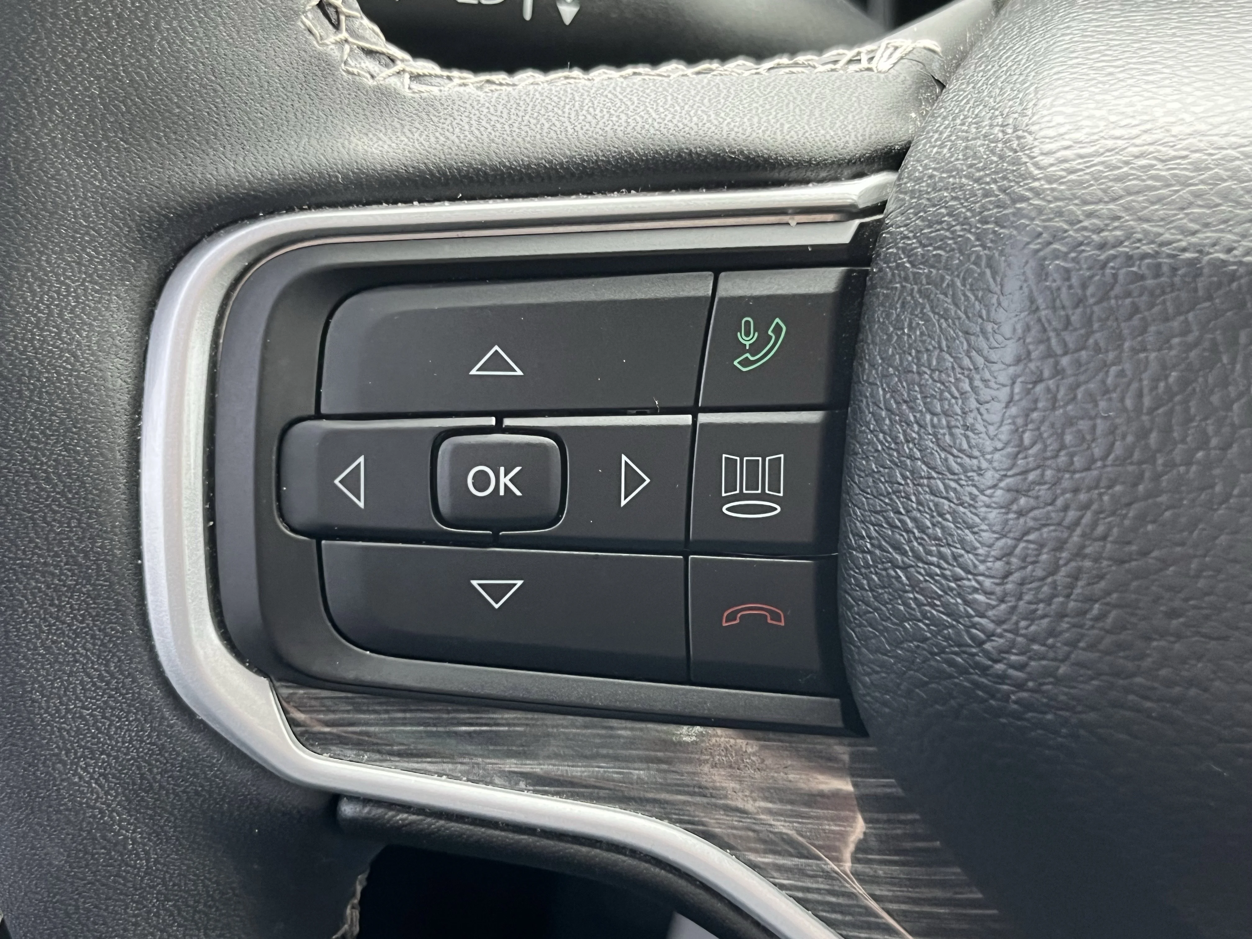 Used 2022 Bright White Clearcoat Jeep Series III image 30