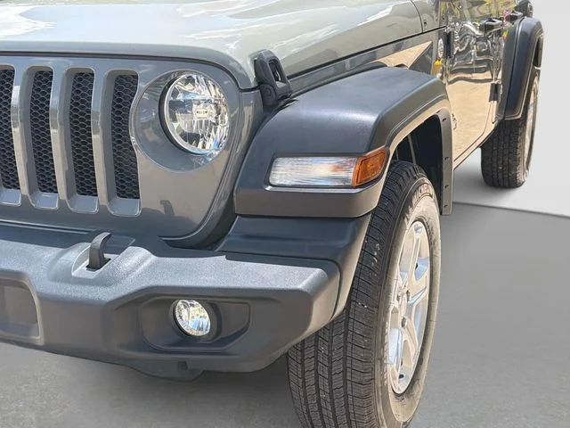 Used 2021 Gray Jeep Unlimited Sport S image 10
