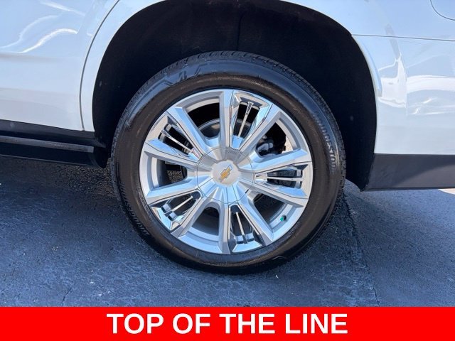 Used 2023 Beige Chevrolet High Country image 12