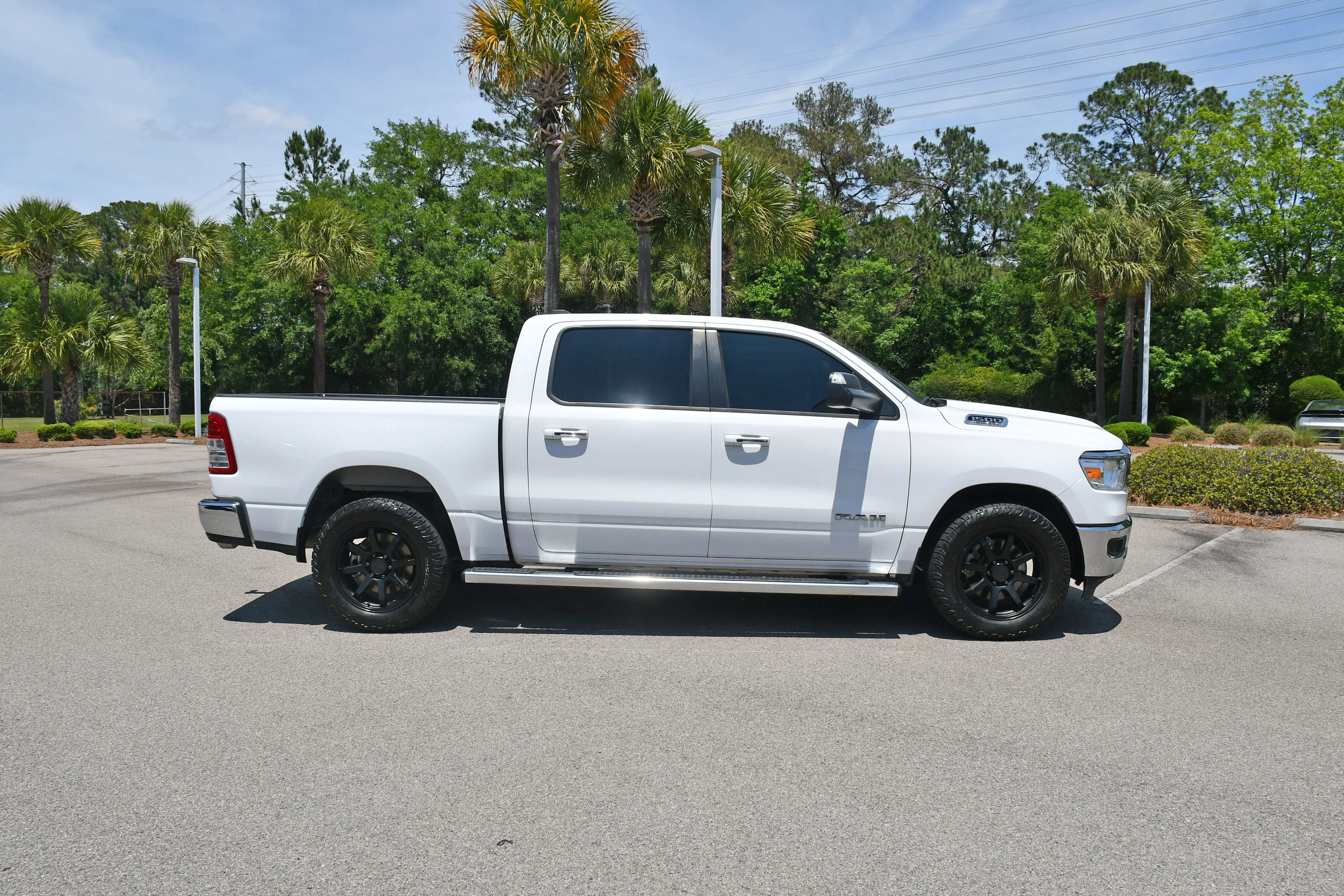 2020 RAM 1500 Big Horn/Lone Star Crew Cab 5'7's photo