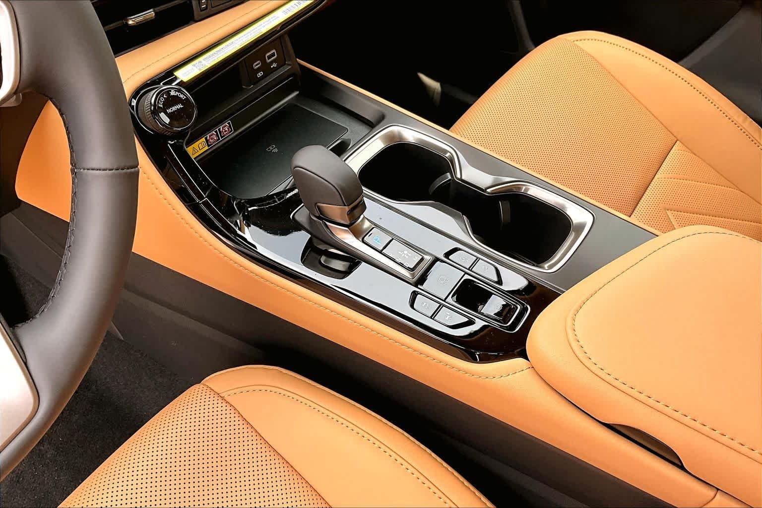 New 2026 Nori Green Pearl Lexus LUXURY AWD image 7