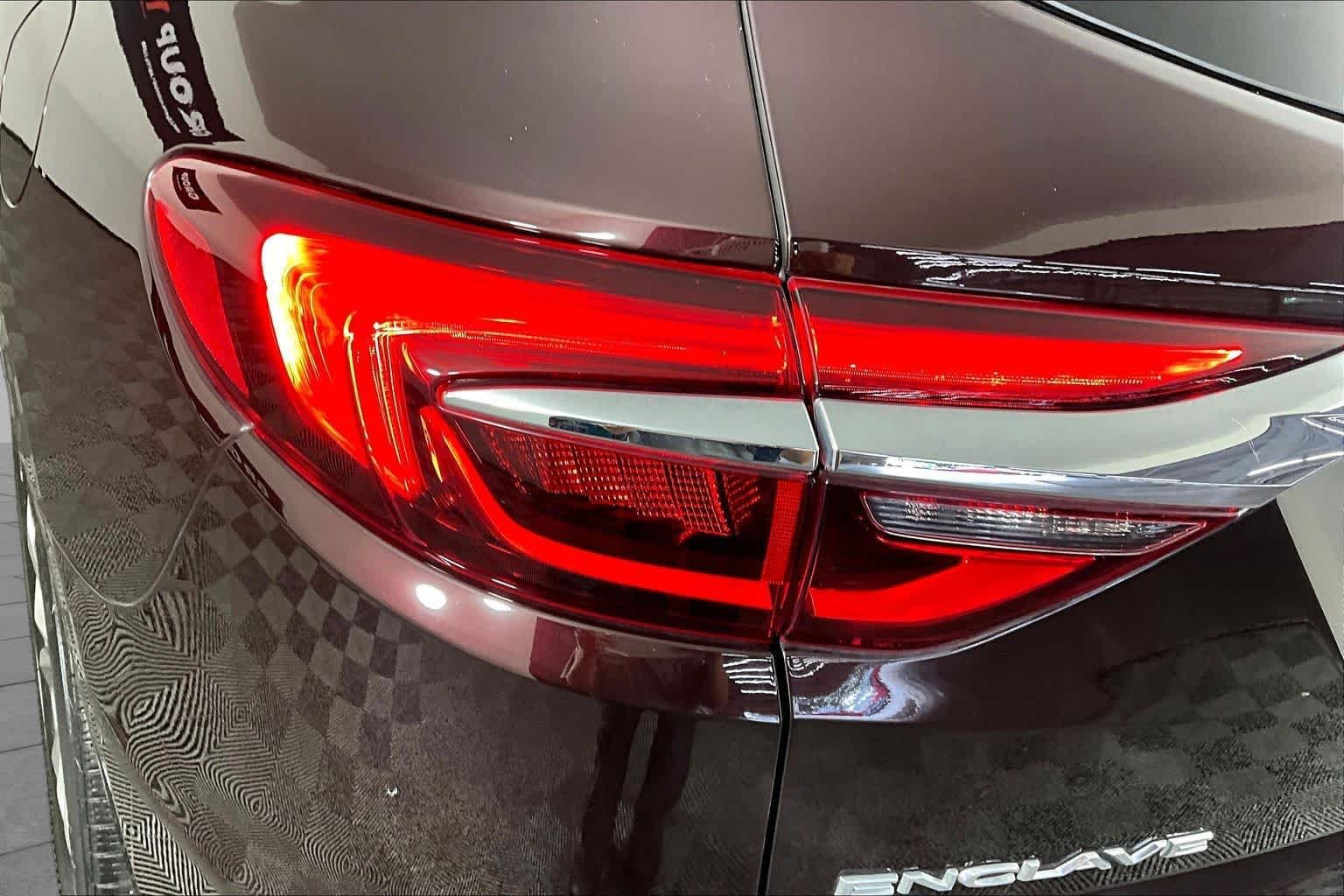 Used 2020 Rich Garnet Metallic Buick Avenir image 28