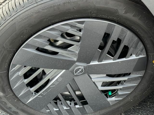 New 2026 Gray Nissan S image 8