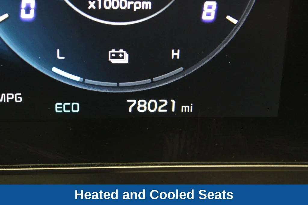 Used 2023 Blue Kia SX-Prestige image 5