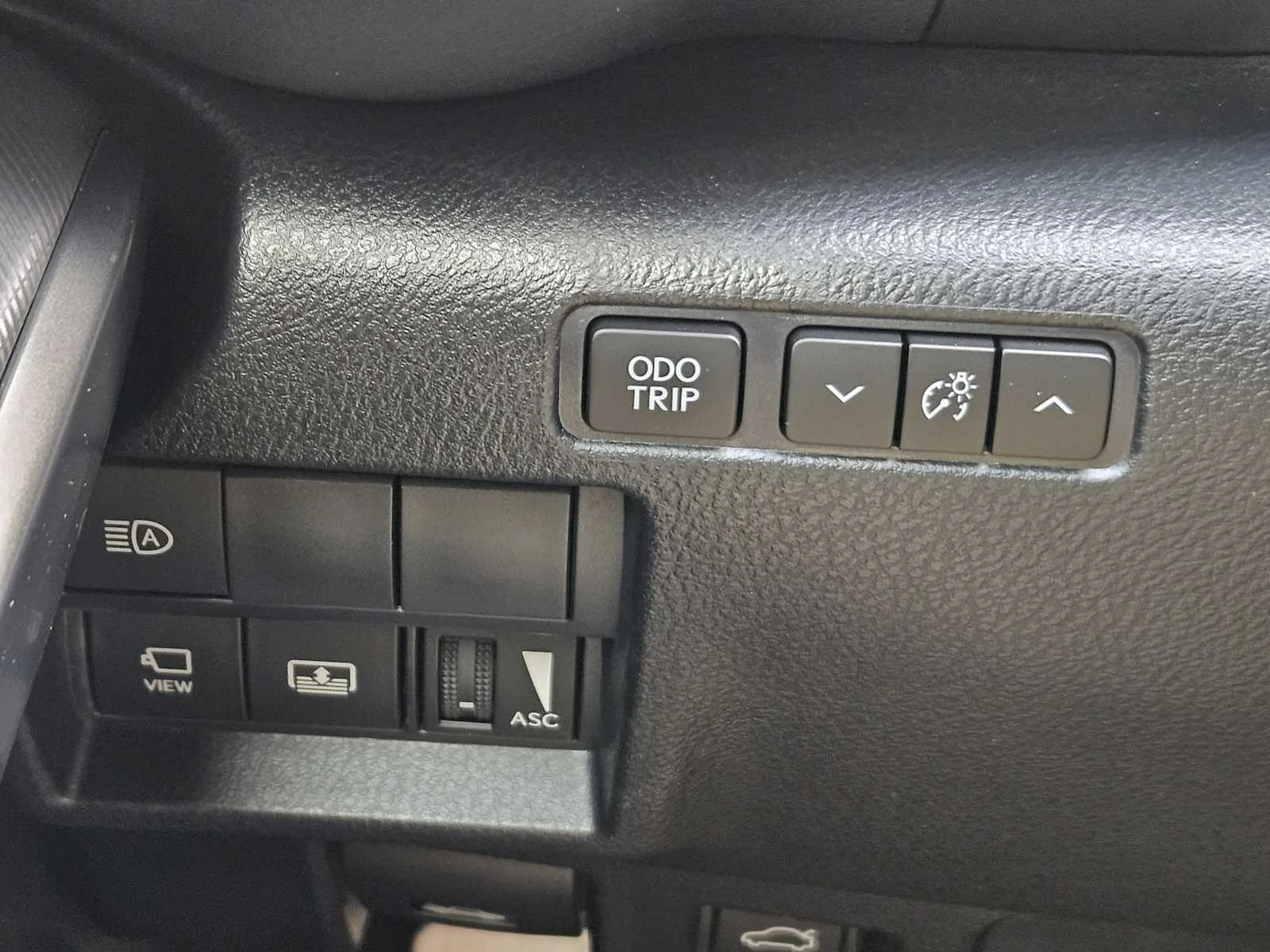 Used 2023 Atomic Silver Lexus F SPORT image 17