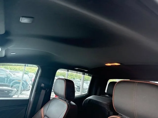 Used 2026 Summit White GMC AT4 image 10
