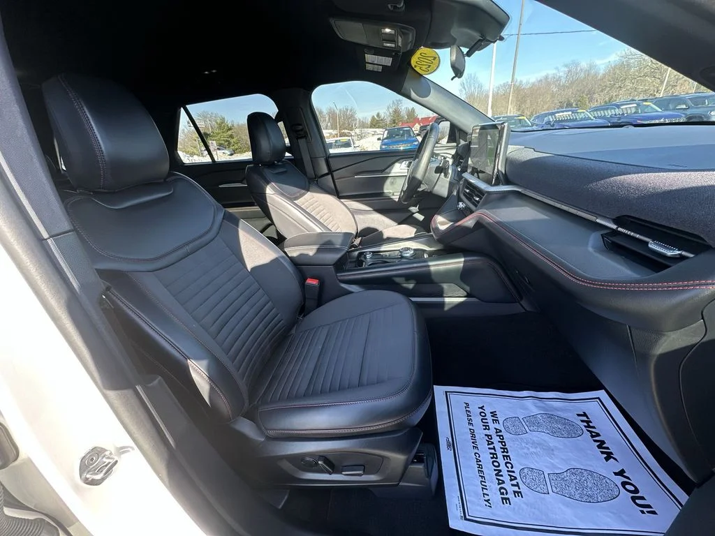 Used 2025 White Ford ST-Line image 25