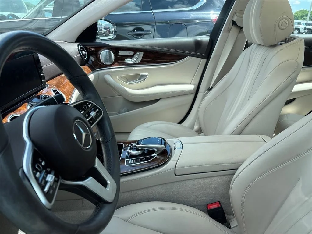 Used 2019 White Mercedes-Benz E 300 image 16