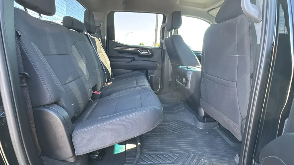 Used 2022 BLACK Chevrolet LT Trail Boss image 16