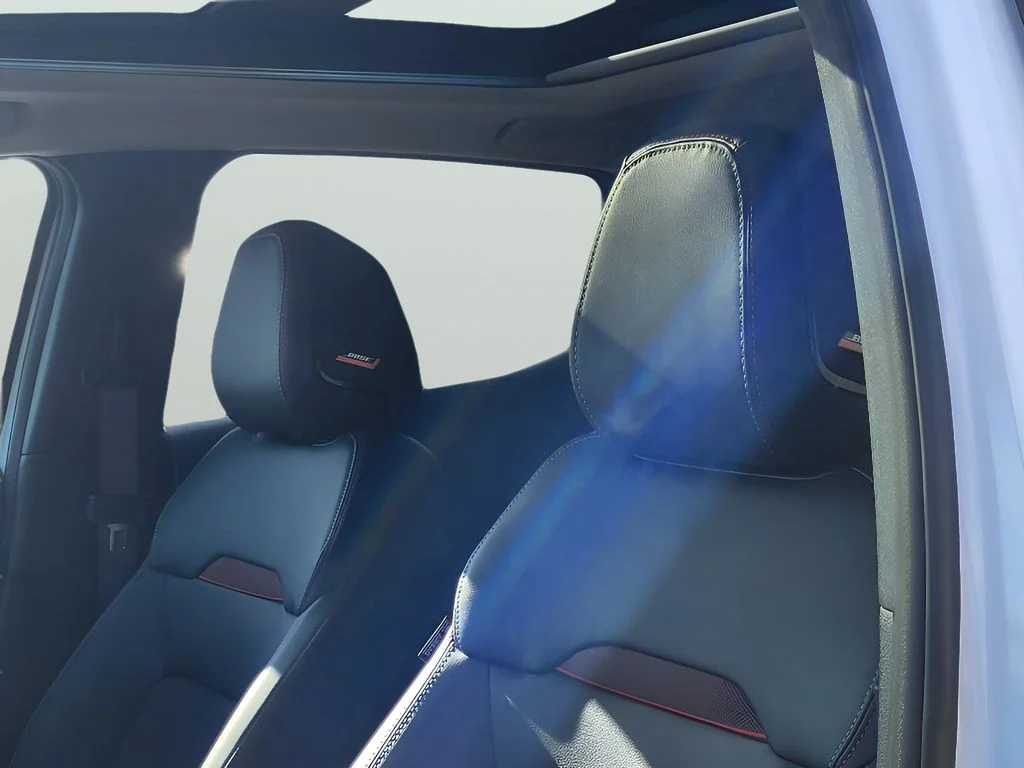 New 2026 Aspen White Tricoat Nissan SR image 21