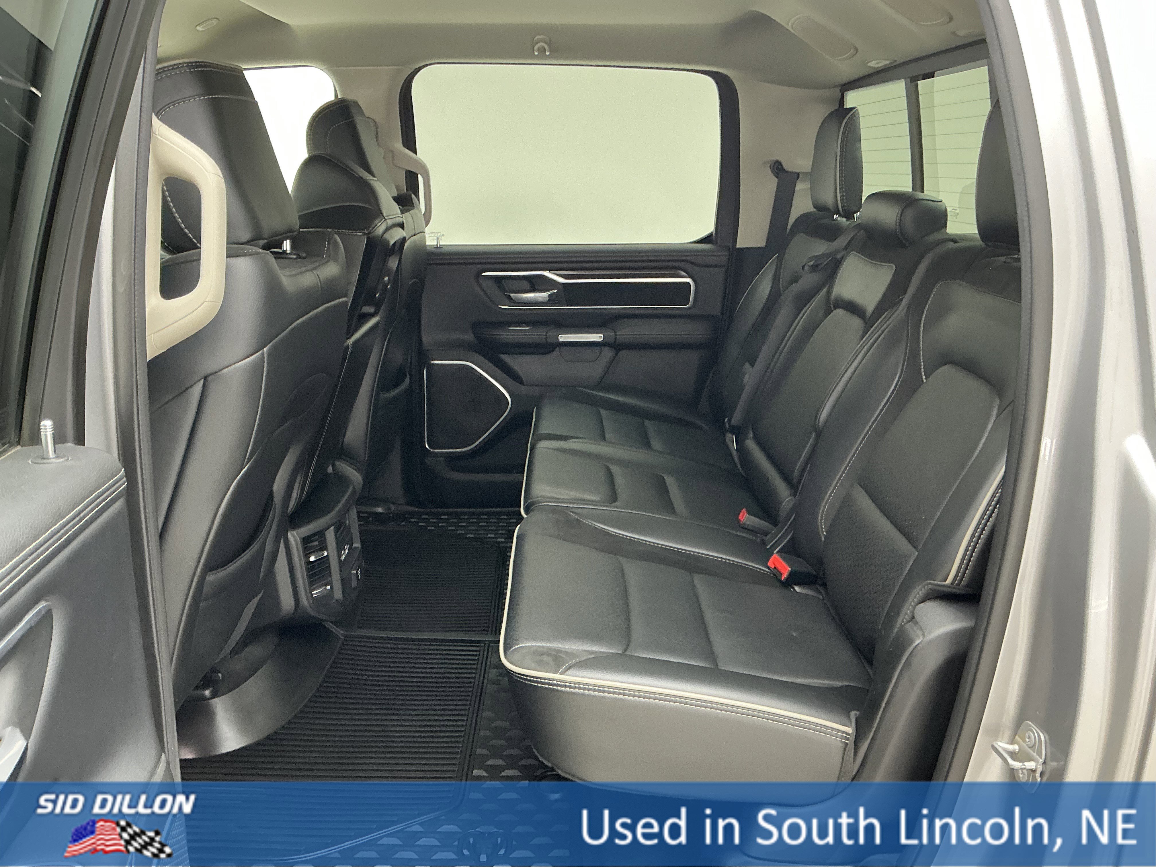 Used 2022 Billet Silver Metallic Clearcoat Ram Laramie image 18