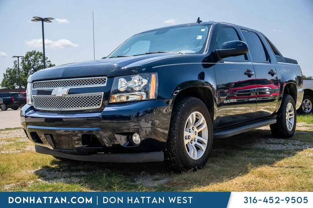 Used 2007 Blue Chevrolet LT image 1