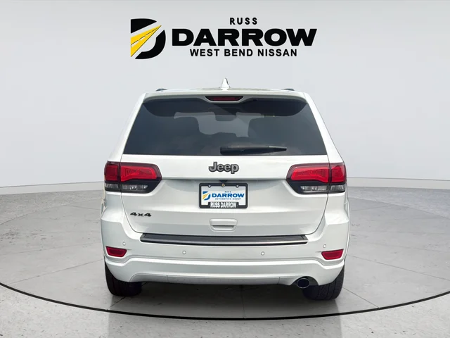 Used 2021 White Jeep Limited image 4