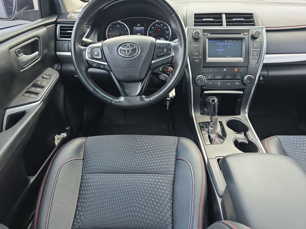 Used 2015 Gray Toyota SE image 19