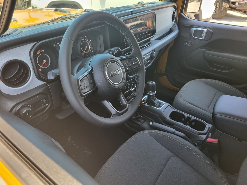 2026 Jeep Wrangler 4-Door photo 3