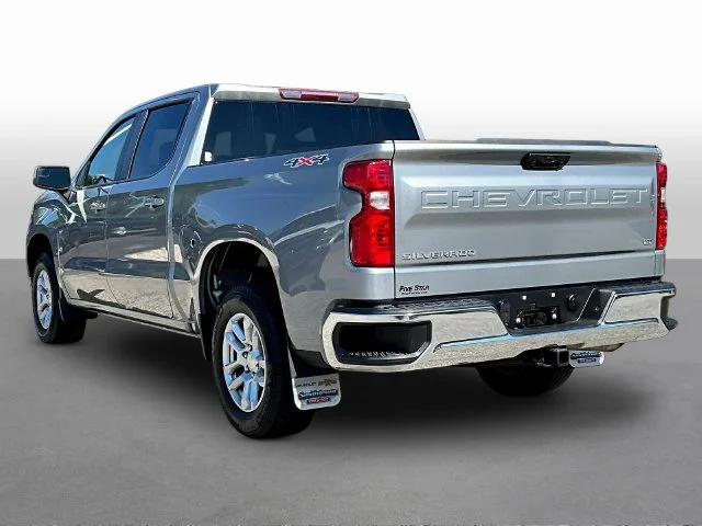 Used 2024 Gray Chevrolet LT image 5