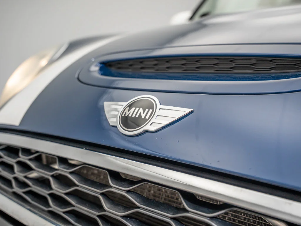 Used 2016 Deep Blue Metallic MINI  image 11