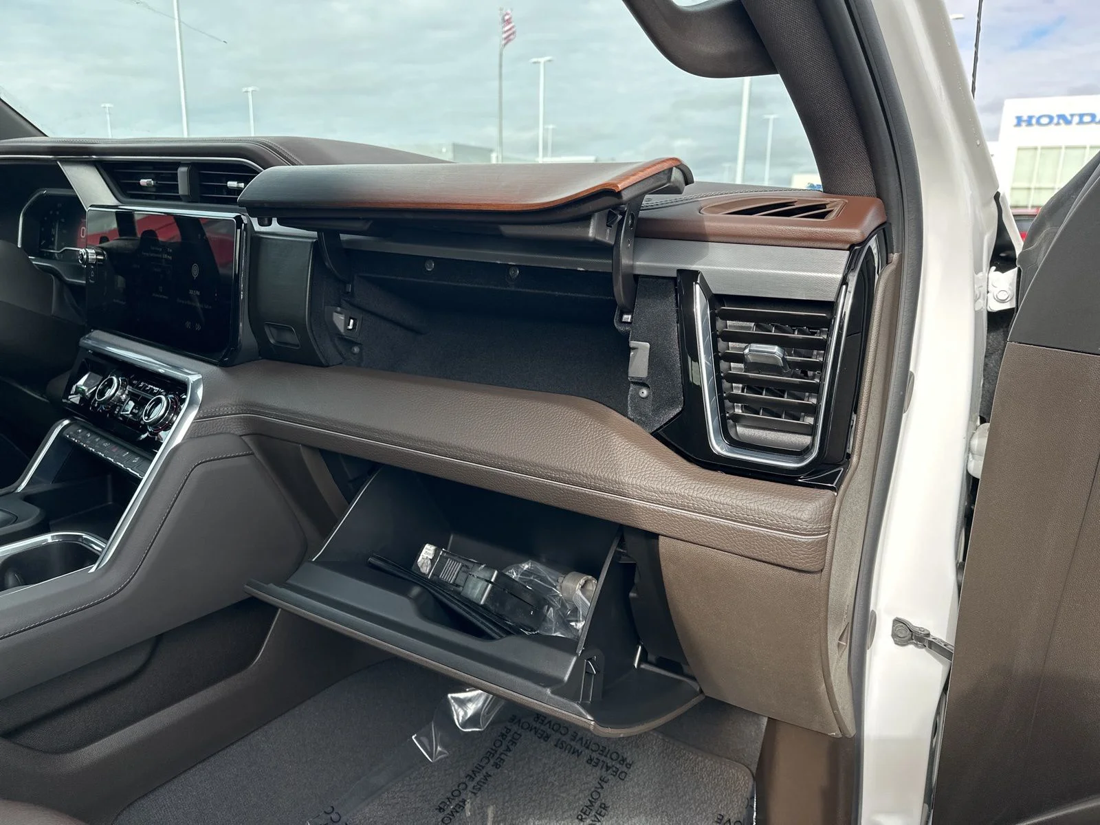 2024 GMC Sierra 1500 Denali - Photo 37
