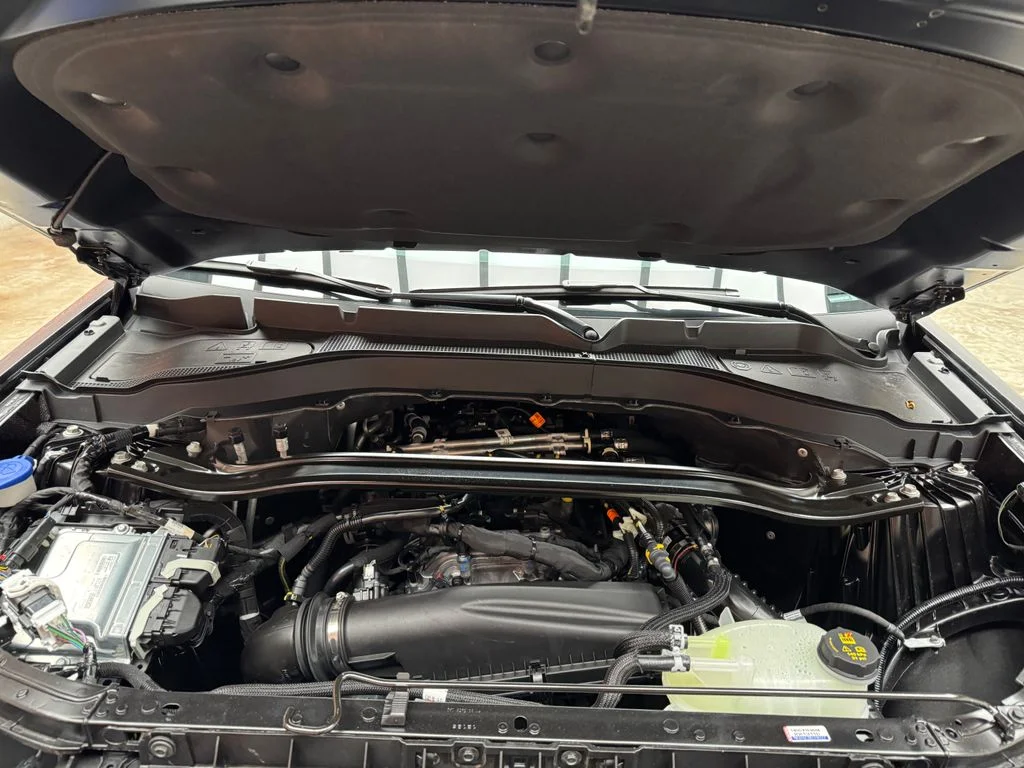 New 2026 Carbonized Gray Metallic Ford ST-Line image 28
